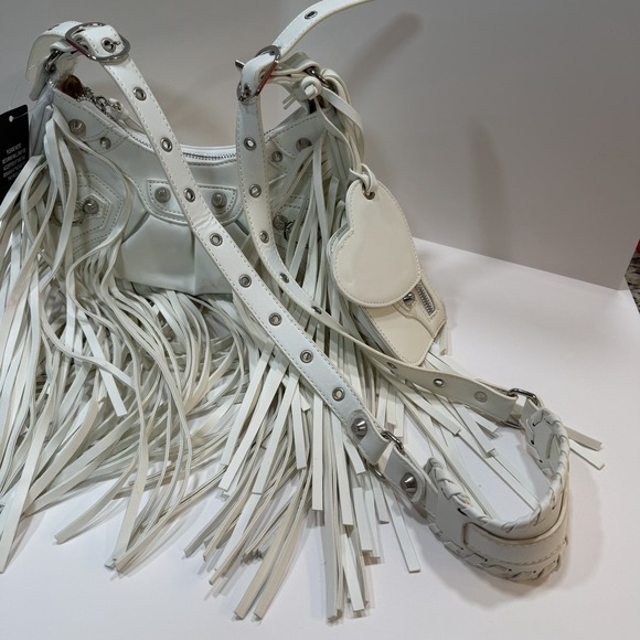 Vintage Y2K Style Purse Wristlet White Pleather Fringe Purse Bag Crossbody Emo - Picture 5 of 10